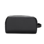 élégante trousse de toilette cuir