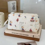 Motifs de lapins sur trousse