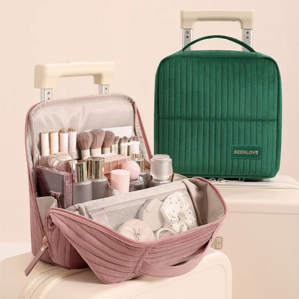 Trousse maquillage femme élégance velours