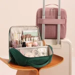 Trousse maquillage en velours