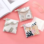 petite pochette discrète