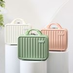 trousse de voyage rigide
