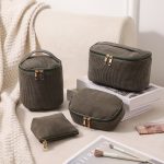 trousse versatile en velours côtelé