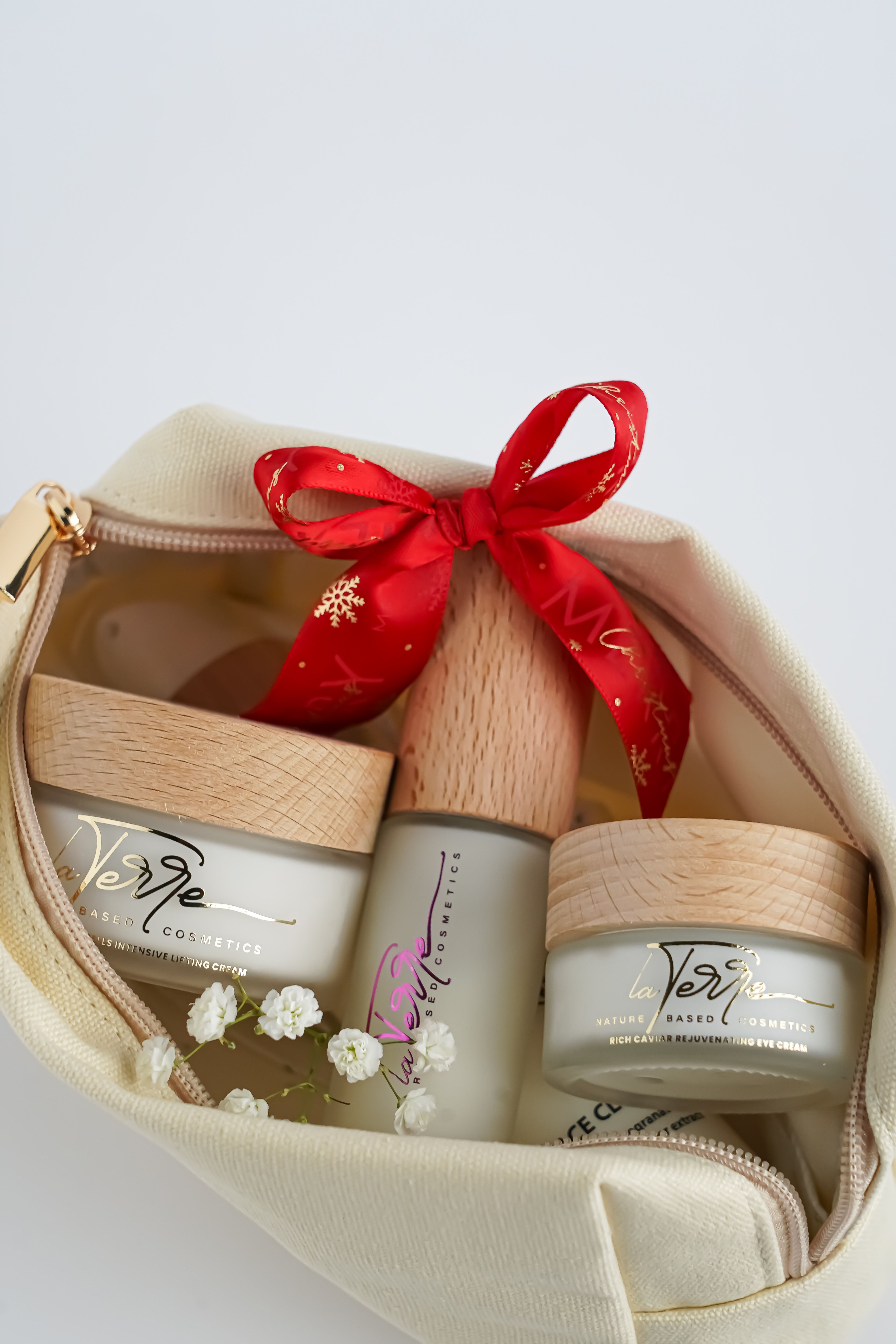 offrir une trousse de toilette en cadeau